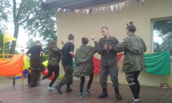  Grafika #27: Kolorowy Dzień Dziecka 2015