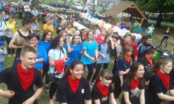  Grafika #145: Kolorowy Dzień Dziecka 2015