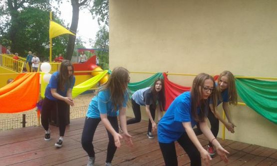  Grafika #38: Kolorowy Dzień Dziecka 2015