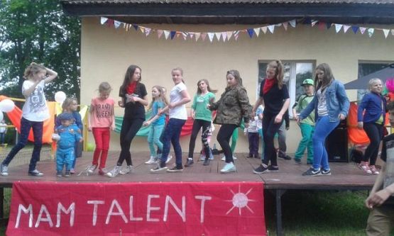  Grafika #148: Kolorowy Dzień Dziecka 2015