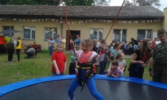  Grafika #44: Kolorowy Dzień Dziecka 2015