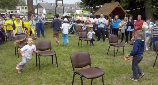  Grafika #108: Kolorowy Dzień Dziecka 2015