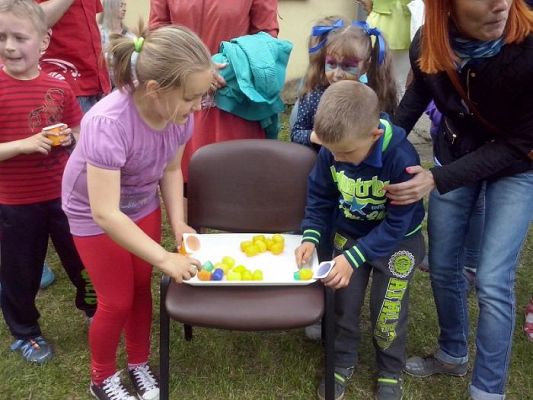  Grafika #117: Kolorowy Dzień Dziecka 2015