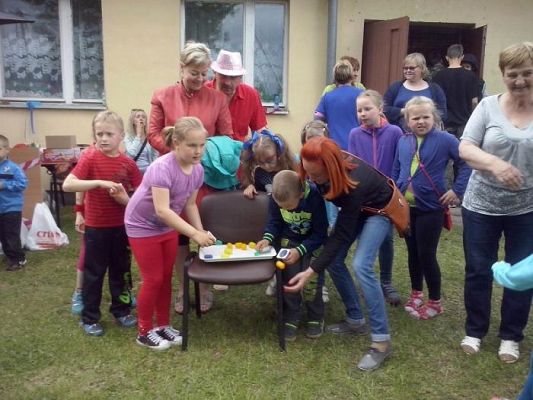  Grafika #119: Kolorowy Dzień Dziecka 2015