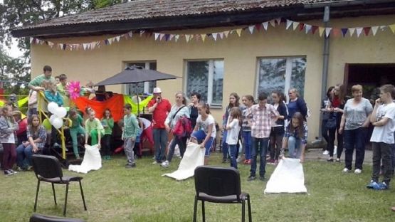  Grafika #122: Kolorowy Dzień Dziecka 2015