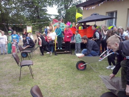  Grafika #132: Kolorowy Dzień Dziecka 2015