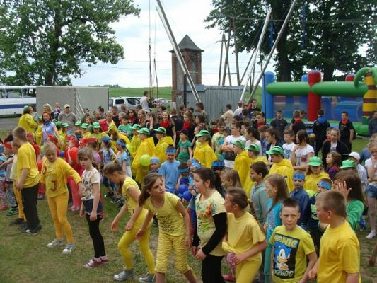  Grafika #2: Kolorowy Dzień Dziecka 2015