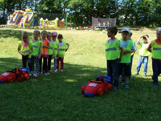  Grafika #21: Nasi uczniowie zdobywają pierwsze Prawo Jazdy :)