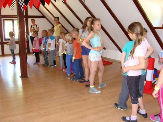  Grafika #56: Nasi uczniowie zdobywają pierwsze Prawo Jazdy :)