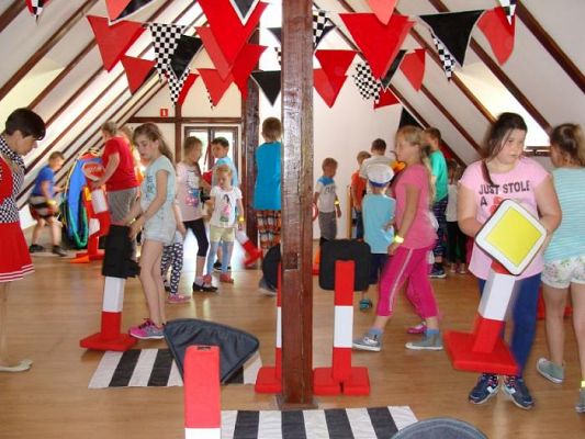  Grafika #57: Nasi uczniowie zdobywają pierwsze Prawo Jazdy :)