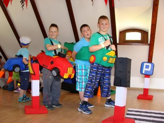  Grafika #59: Nasi uczniowie zdobywają pierwsze Prawo Jazdy :)