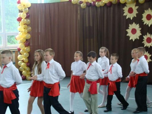  Grafika #0: Zakończenie roku szkolnego 2014/2015 klasy III Szkoły Podstawowej