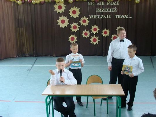  Grafika #4: Zakończenie roku szkolnego 2014/2015 klasy III Szkoły Podstawowej