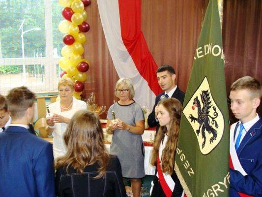  Grafika #19: Zakończenie roku szkol. 2014-2015 gimnazjum