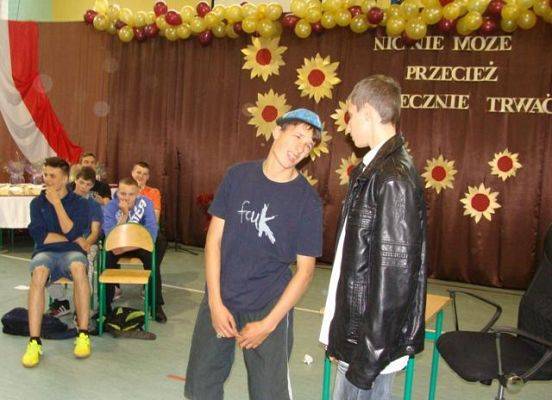  Grafika #27: Zakończenie roku szkol. 2014-2015 gimnazjum