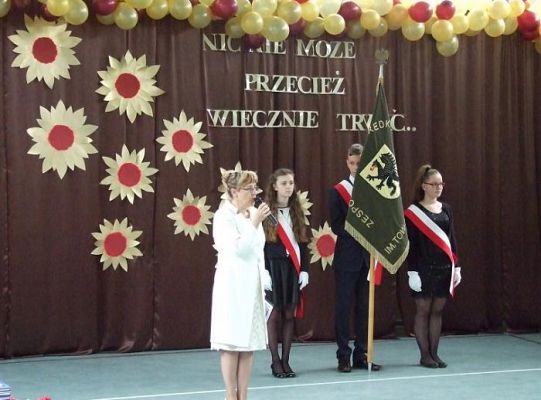  Grafika #4: Zakończenie roku szkolnego 2014/2015