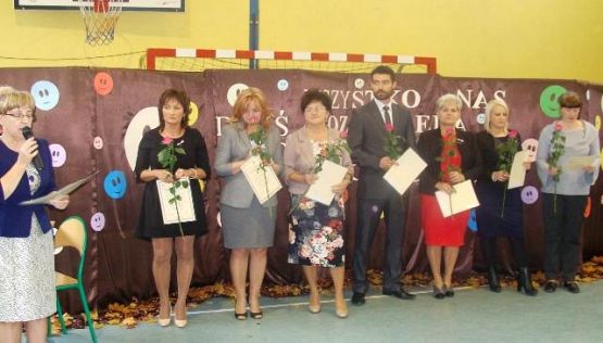  Grafika #4: DZIEŃ NAUCZYCIELA 2015