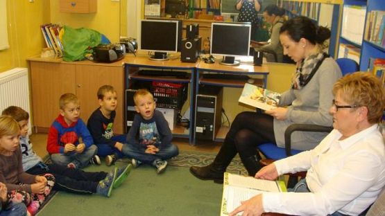  Grafika #6: Zaczytane piątki