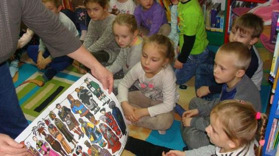  Grafika #7: Wycieczka do Miejskiej Biblioteki Publicznej w Lęborku