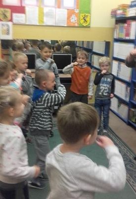  Grafika #12: Zaczytane piątki