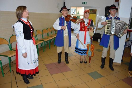  Grafika #15: Otwarcie Izby Regionalnej