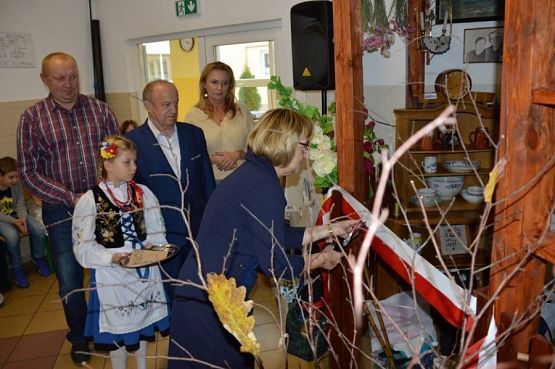  Grafika #36: Otwarcie Izby Regionalnej