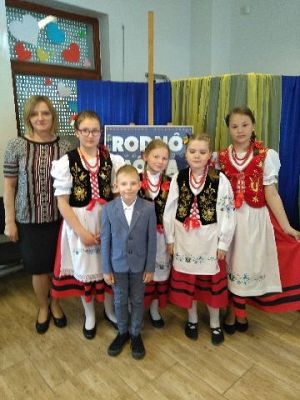  Grafika #5: Konkurs Recytatorski Literatury Kaszubskiej pt. Rodnô mowa