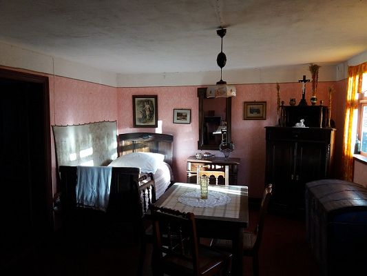  Grafika #2: Zwiedzanie skansenu w Klukach z lekcją muzealną pt. Wokół kuchennego pieca