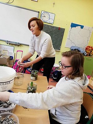 Grafika #2: Spotkanie z florystką