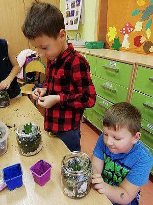 Grafika #7: Spotkanie z florystką