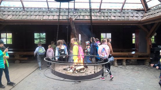  Grafika #11: Wycieczka do Centrum Edukacji i Promocji Regionu w Szymbarku