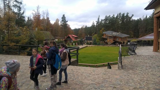  Grafika #43: Wycieczka do Centrum Edukacji i Promocji Regionu w Szymbarku