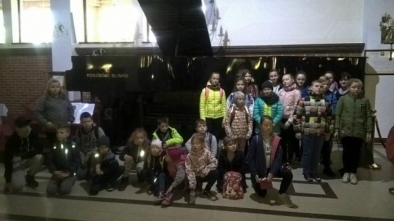  Grafika #51: Wycieczka do Centrum Edukacji i Promocji Regionu w Szymbarku