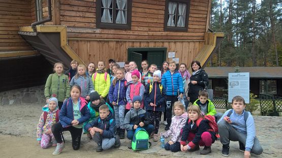  Grafika #0: Wycieczka do Centrum Edukacji i Promocji Regionu w Szymbarku