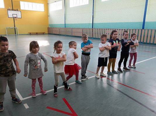  Grafika #0: Projekt "Przedszkole z klasą" - zajęcia taneczne