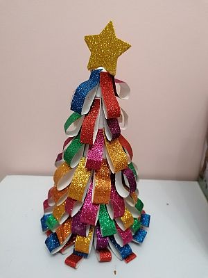 Grafika #4: Rozstrzygnięcie szkolnego konkursu dla klas 1 - 3 na ozdobę bożonarodzeniową