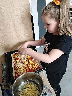  Grafika #4: Rozstrzygnięcie Szkolnego Konkursu Kulinarnego MasterChef Redkowice.