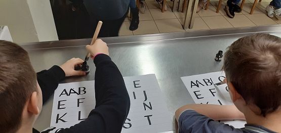 Grafika #6: Wycieczka klas VI do Muzeum