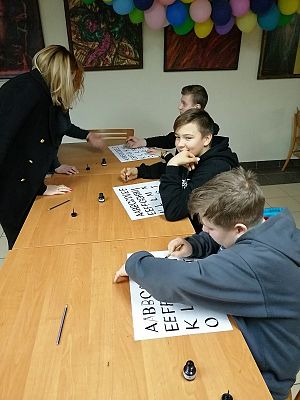 Grafika #14: Wycieczka klas VI do Muzeum