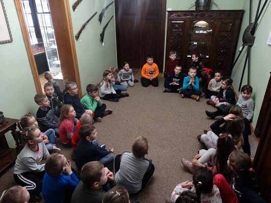  Grafika #2: Wycieczka kl. I i 6-latków do Muzeum w Lęborku