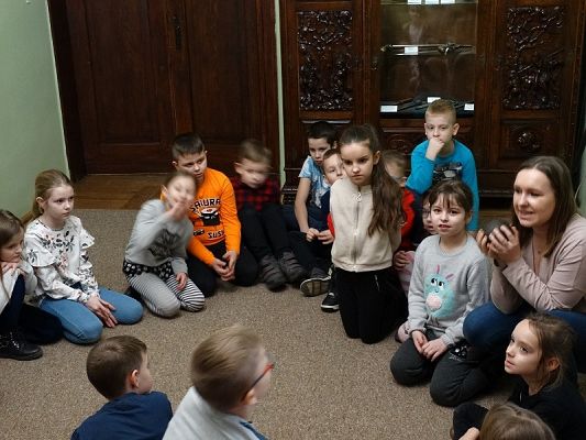  Grafika #7: Wycieczka kl. I i 6-latków do Muzeum w Lęborku