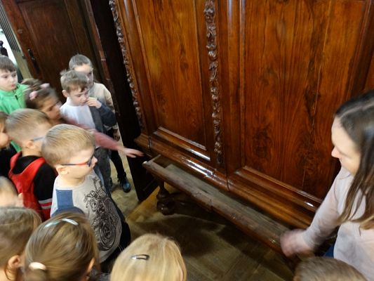  Grafika #32: Wycieczka kl. I i 6-latków do Muzeum w Lęborku