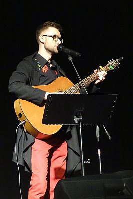  Grafika #5: Koncert muzyczny Pawła Ruszkowskiego w LCK FREGATA w Lęborku