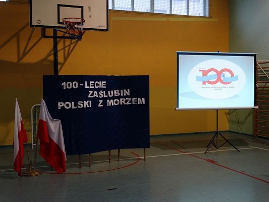 Grafika #11: 100 lat Zaślubin Polski z morzem