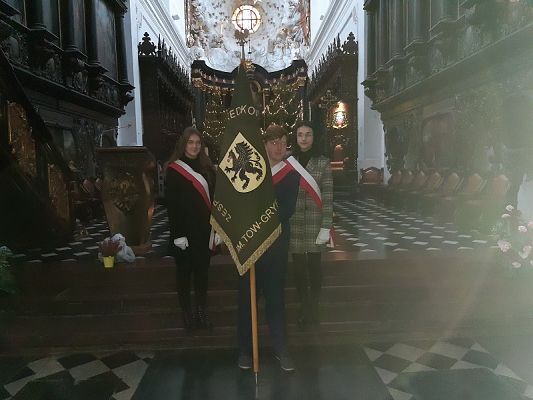 Grafika #0: Upamiętnienie 75.rocznicy Marszu Śmierci