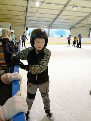  Grafika #1: Wyjazd na lodowisko w Łebie