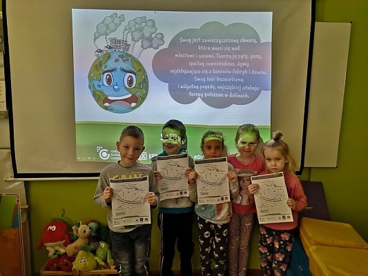  Grafika #1: Projekt pt. Dzieci uczą rodziców - Segregowanie odpadów