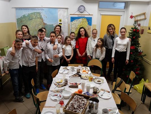 Grafika #16: Wigilie klasowe