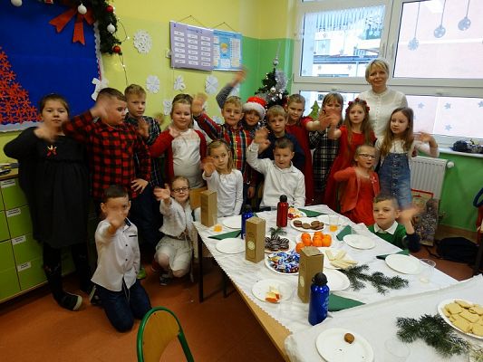 Grafika #21: Wigilie klasowe