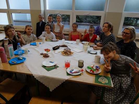 Grafika #22: Wigilie klasowe